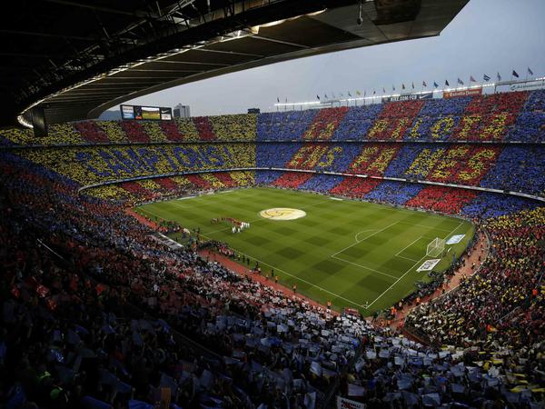 Rund und bunt: Die Namensrechte des Camp Nou will der FC Barcelona verkaufen.