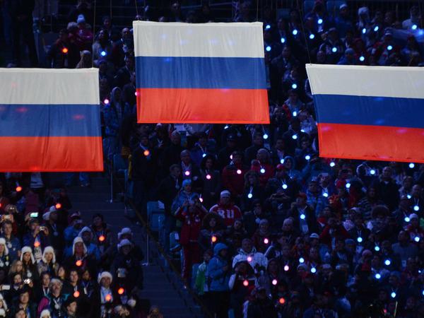 Mit wehenden Fahnen. Russland wird für Olympia und WM gesperrt.