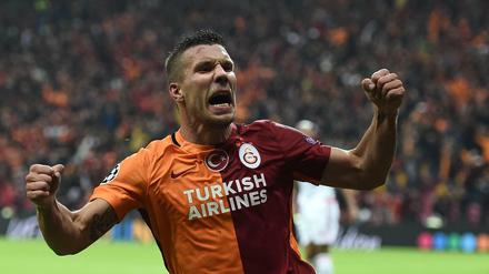 Im Sommer geht Lukas Podolskis Zeit bei Galatasaray zu Ende. 