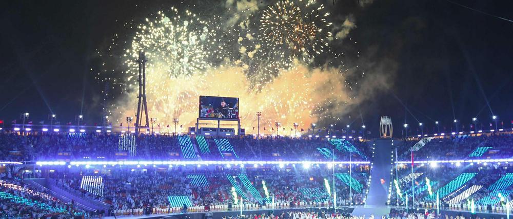 Feuerwerk bei der Schlussfeier der Paralympics. 