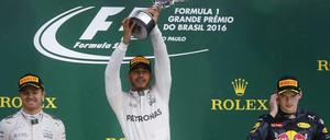 Nico Rosberg (l.), Lewis Hamilton (M.), Max Verstappen (r.).