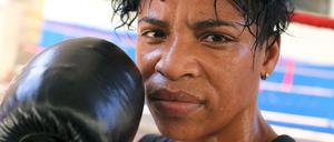 Die kubanische Boxerin Namibia Flores gilt auch mit 40 Jahren noch heute als riesiges Talent, doch ausgerechnet in der Boxnation Kuba ist Frauenboxen verboten.