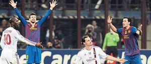 Star in der Manege. Zlatan Ibrahimovic (Mitte) darf beim AC Mailand wieder die Nummer eins im Angriff sein. In Barcelona musste er sich hinter Lionel Messi anstellen. 