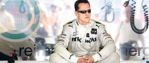 Aufmerksamkeitsweltmeister ohne Aufmerksamkeit. Michael Schumacher fand sich irgendwann allein auf weiter Strecke und freiem Feld wieder. Nun hören er auf und leidet daran.