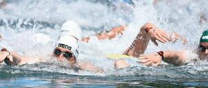 Langer Atem. Die Freiwasserschwimmer um Thomas Lurz (im Bild links) bei ihrem ersten Rennen der WM in Barcelona.