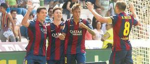 Die drei vom Dreizack. Luis Suarez, Lionel Messi und Neymar (von links nach rechts) treffen für den FC Barcelona nach Belieben. 