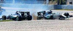 In Barcelona ließ es Rosberg (links) auf einen Crash mit Hamilton ankommen. Auch in der ersten Kurve von Interlagos könnte es eng werden.