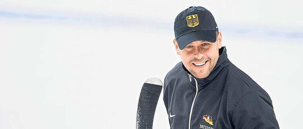 Gut drauf. Eishockey-Bundestrainer Marco Sturm verspricht viel. Foto: Marius Becker/dpa