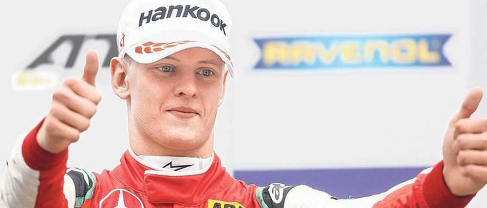 So sieht Freude aus. Mick Schumacher gewann 2018 in der Formel-3-Meisterschaft, den Titel.