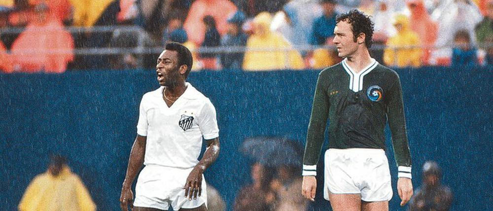 Ein bisschen gestorben. Pelé (links) bei seinem Abschiedsspiel 1978.