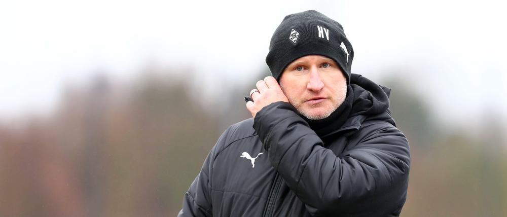 Heiko Vogel trainiert die U 23 von Borussia Mönchengladbach und wurde vom Sportgericht für "unsportliches Verhalten" dem Schiedsrichter sowie seinen Assistentinnen gegenüber verurteilt. 