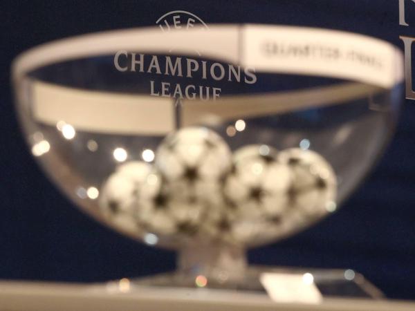 Blickpunkt Nyon. In der Schweiz werden am Mittag die Halbfinalpaarungen für die Champions League ermittelt. 