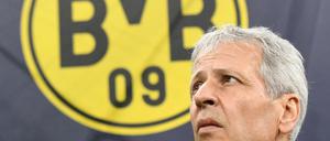 Dortmunds Trainer Lucien Favre steht derzeit unter Druck.