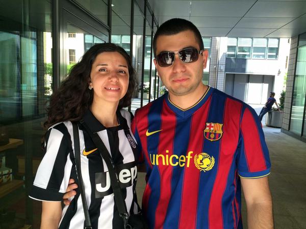 Eheprüfung für Maria und Rangel aus Bulgarien: Besuchen Sie das Champions-League-Finale zwischen Juventus und dem FC Barca, ohne sich zu streiten.