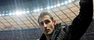 Miroslav Klose denkt über den Wechsel von den Bayern nach.