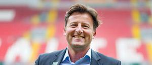Gute Laune vor dem Pokalspiel gegen Hertha: Kaiserslauterns Trainer Kosta Runjaic.