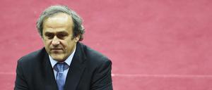Grimmig. Michel Platini will im Fifa-Machtkampf noch nicht aufgeben.