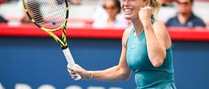 Caroline Wozniacki gewann in Montreal ihr erstes Turniermatch nach dreieinhalb Jahren Pause.