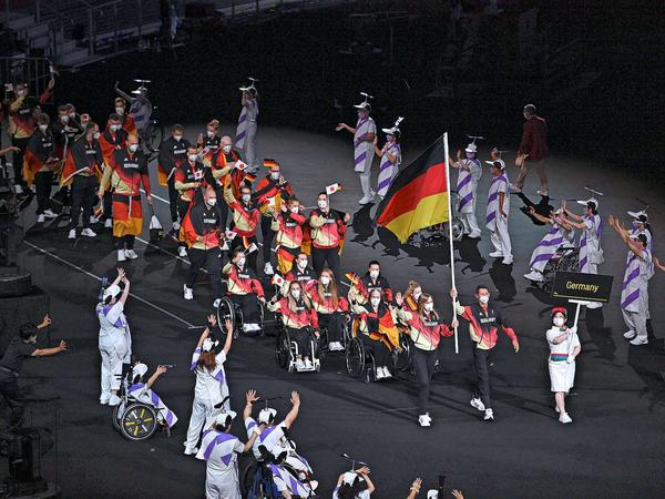 Bewegender Moment: Der Einlauf des deutschen Teams bei der Eröffnungsfeier.