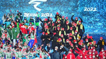 Partystimmung bei der Abschlussfeier der Olympischen Winterspiele in Peking.