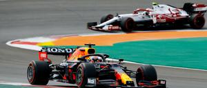 Red-Bull-Pilot Max Verstappen hat sich im letzten Training der Formel 1 in Portugal die Bestzeit gesichert. 