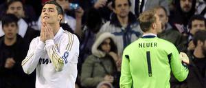 Verlierer und Gewinner: Manuel Neuer parierte im Elfmeterschießen zwei Mal, unter anderem gegen Superstar Cristiano Ronaldo