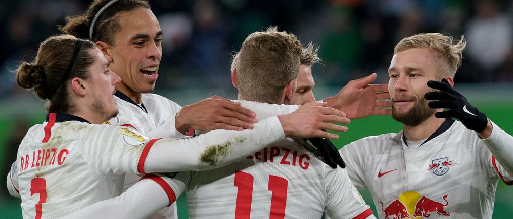 Leipzig wie es jubelt und lacht. RB zeigte in Wolfsburg eine starke Leistung und landete einen ungefährdeten Sieg. 