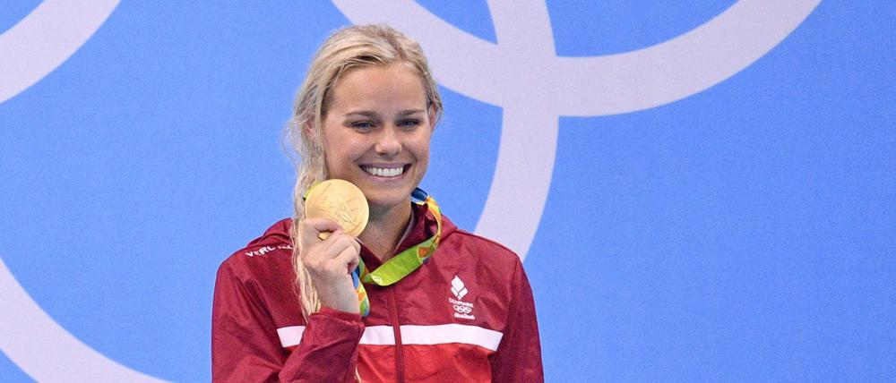 Dänischer Goldfisch: Pernille Blume freut sich über ihre Goldmedaille für Dänemark bei den Olympischen Spielen in Rio.