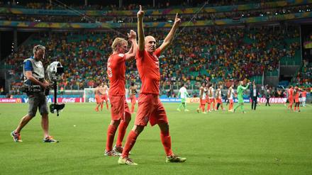 Jubel bei Arjen Robben (r.) und Dirk Kuyt: Die Niederlande stehen im WM-Halbfinale.