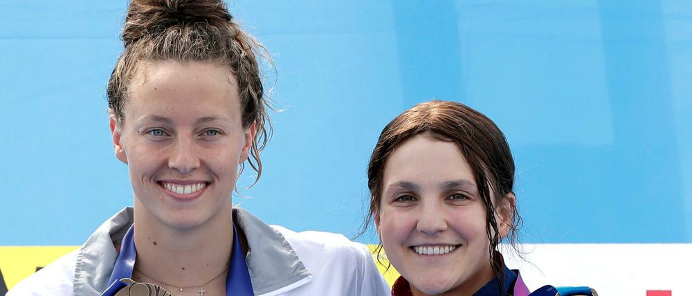Nächstes Edelmetall. Die deutsche Freiwasserschwimmerin Leonie Beck (l.) holt WM-Bronze über fünf Kilometer.