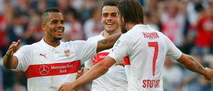Daniel Didavi (li.) bejubelt seinen Treffer zum 1:0 für den VfB Stuttgart.