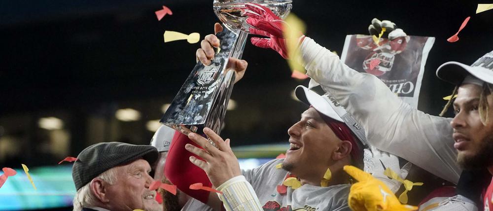 Quarterback Patrick Mahomes feiert den Super-Bowl-Sieg seiner Kansas City Chiefs