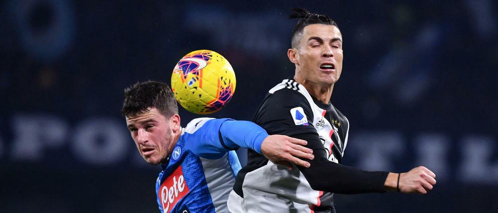 Willkommen in Italien. In einem seiner ersten Spiele für Neapel bekam es Diego Demme gleich mit Juventus Turin und Cristiano Ronaldo zu tun.