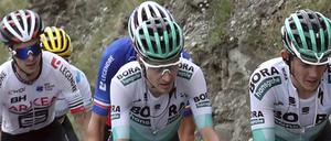 Er will mehr. Emanuel Buchmann (m.) überzeugte bei der Tour de France.