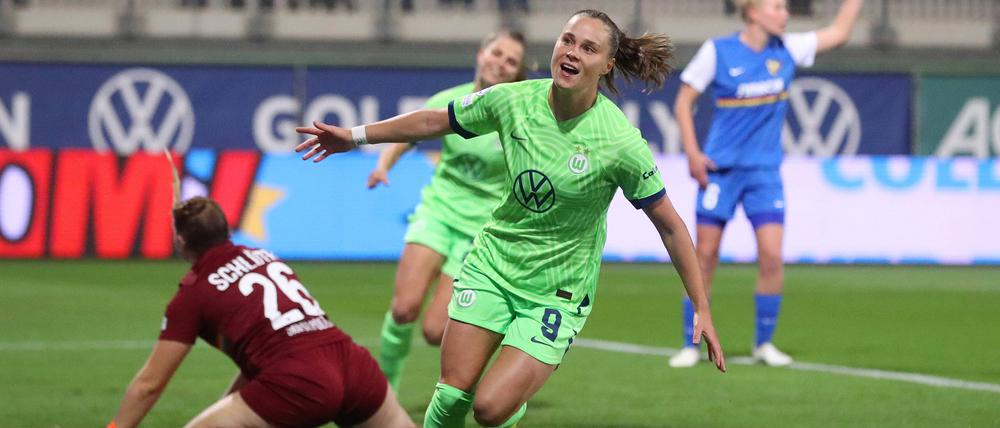 Die Wolfsburgerin Ewa Pajor traf gegen SKN St. Pölten doppelt.