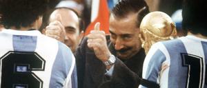 Scheinheilig. Argentiniens Diktator Videla machte 1978 gute Miene zum bösen Spiel.