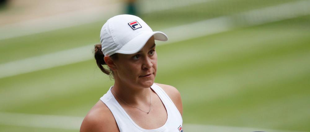 Die Australierin Ashleigh Barty setzte sich im Wimbledon-Finale in drei Sätzen gegen Konkurrentin Karolina Pliskova durch.