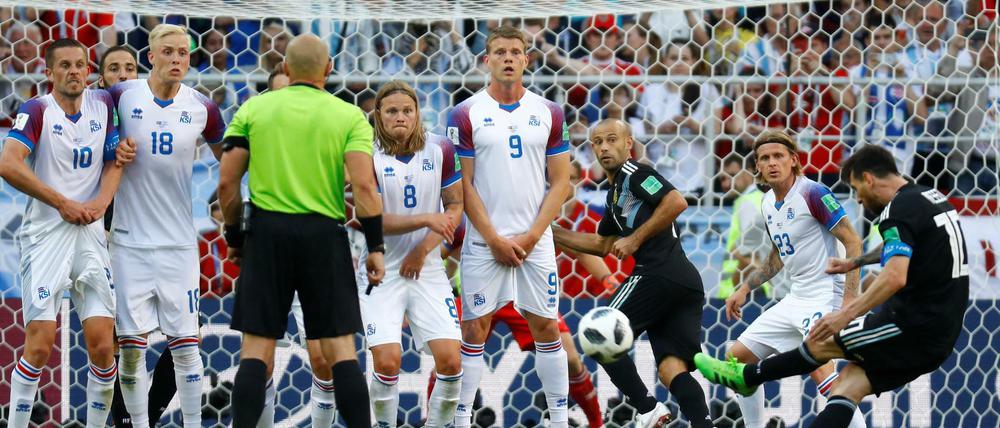 Die isländische Mauer steht. Argentinien und Ausnahmestürmer Lionel Messi taten sich gegen den WM-Neuling sehr schwer. 