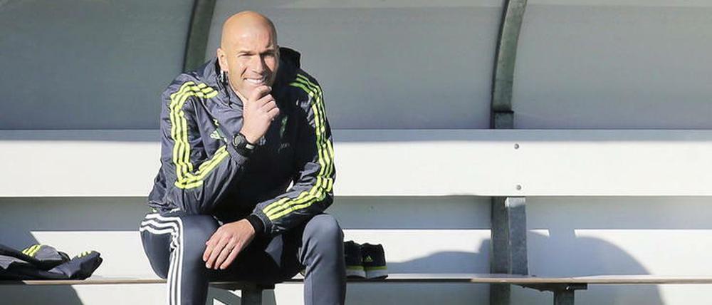 Der Herr der Bälle. Zinedine Zidane ist bei Real Madrid zurück im Rampenlicht.