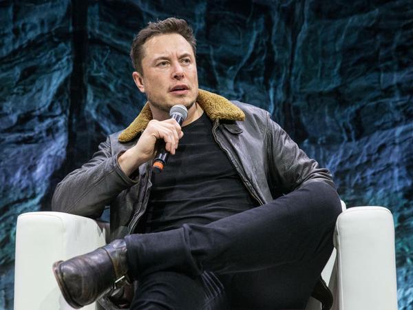 Elon Musk mischt die Autoszene auf. Auf der Baustelle im brandenburgischen Grünheide geht es flott voran.