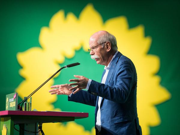 Lagerdenken aufgeben. Daimler-Chef Dieter Zetsche trat im November auf dem Bundesparteitag der Grünen in Münster auf.