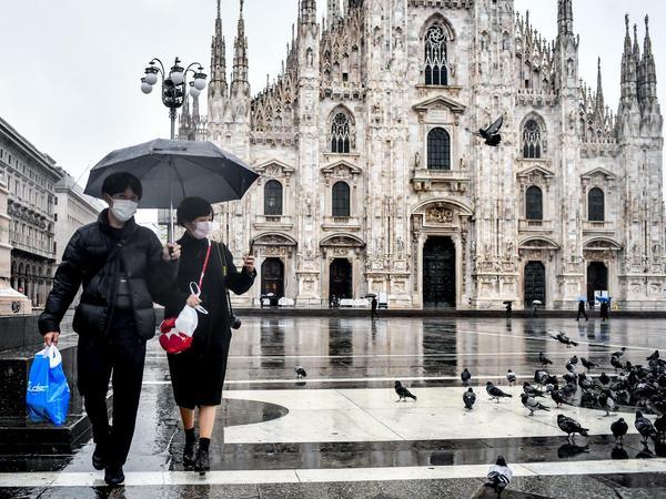 Obwohl Mailand inzwischen abgeriegelt ist, gibt es keine Reisewarnung - was Folgen für die Stornierung der Reise hat. 