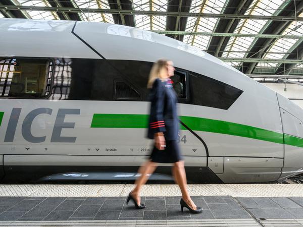 Die Deutsche Bahn setzt auf den Ausbau ihrer grünen Strategien.