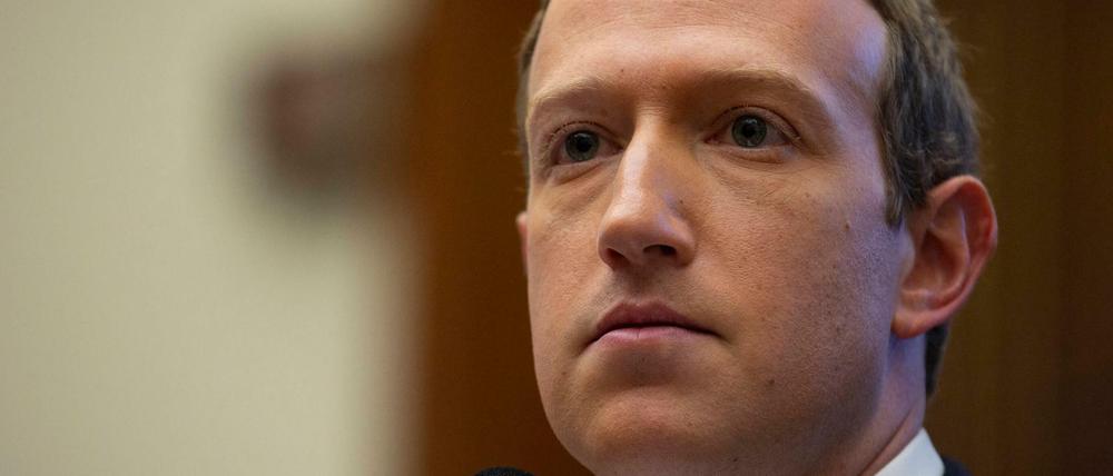 Facebook-Chef Mark Zuckerberg weist die Vorwürfe der ehemaligen Mitarbeiterin zurück.