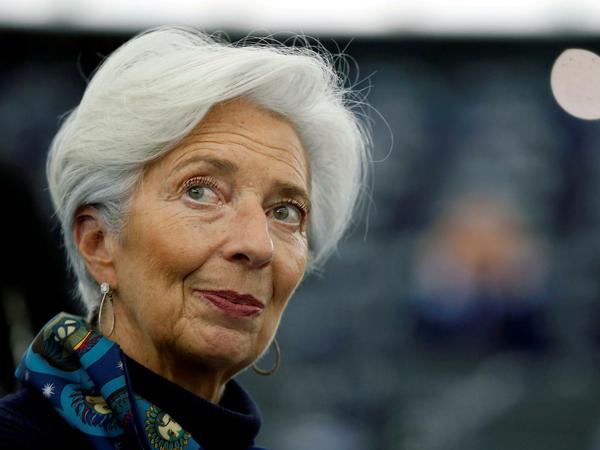 EZB-Präsidentin Christine Lagarde hat ein massives Anleihekaufprogramm aufgelegt.