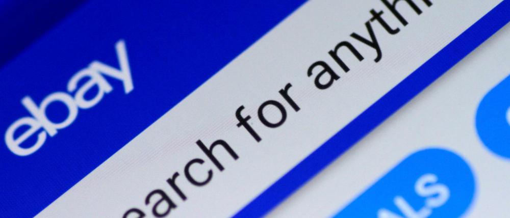 Der Online-Handelskonzern Ebay wirft Amazon vor, angeblich auf illegale Weise Top-Verkäufer abgeworben zu haben.