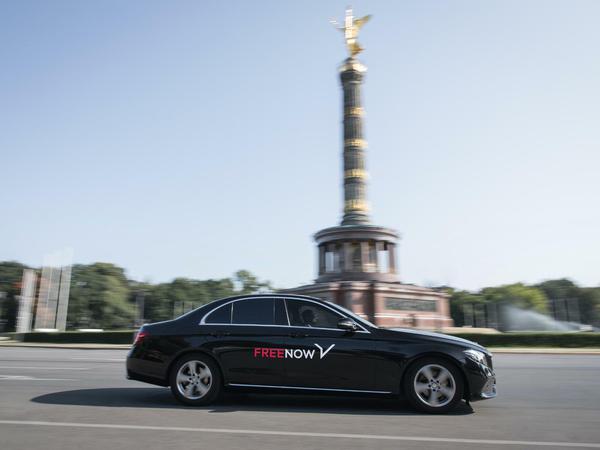 Mit Free Now und Share Now bieten Daimler und BMW verschiedene Miet-Modelle.