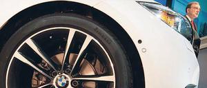 Ein großes Rad. BMW-Chef Norbert Reithofer verfolgt ambitionierte Ziele. Der Hersteller bricht ins elektromobile Geschäft auf. 