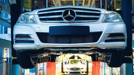 Inspektion statt Expansion. Mercedes verdient weniger, auch die Rendite schrumpft. Neue Modelle sollen die Wende bringen. a