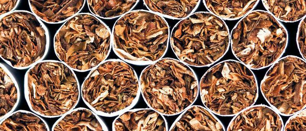 Immer weniger Rauchen greifen zur Zigarette, sondern konsumieren Ersatzprodukte. 